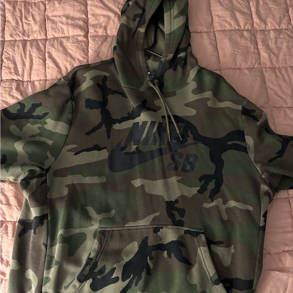 Nike SB Camo Hoodie